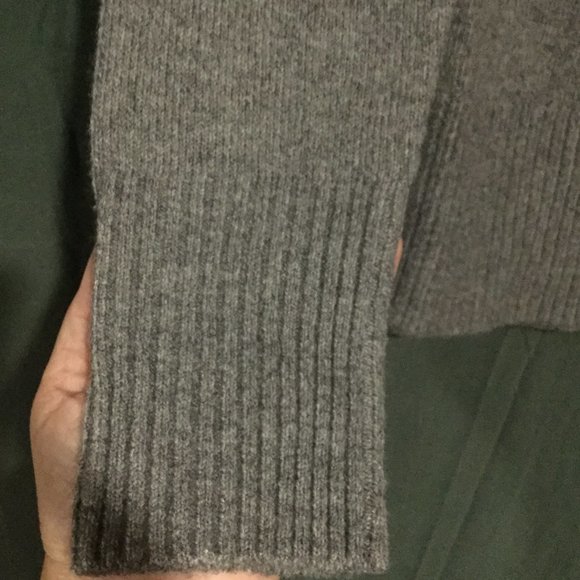 NWT Tahari fair isle very soft sweater - Picture 4 of 9